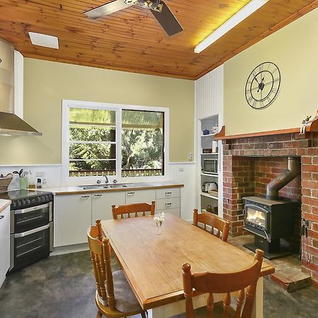 Charnwood Cottages In Warburton Extérieur photo